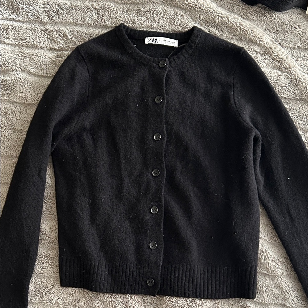 Zara Women's Black Cardigan Sweater